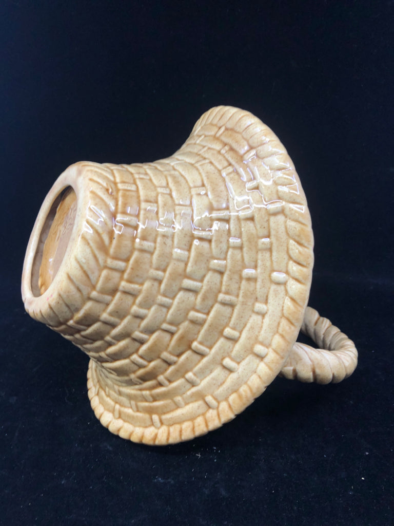 VTG CERAMIC BASKET PLANTER