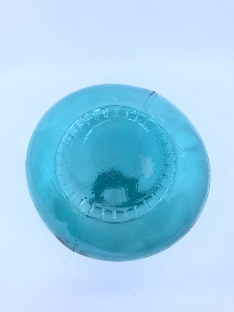 TEAL ROUND VASE.