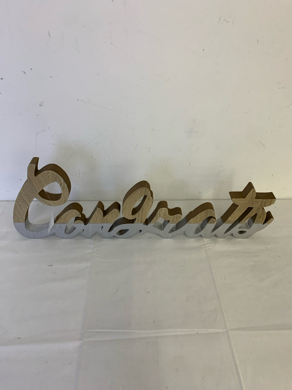 WOOD "CONGRATS" HALF PAINTED SILVER.