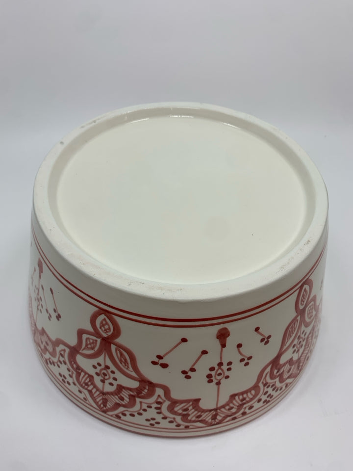 RED PATTERN PAINTED CERAMIC SERVING BOWL.