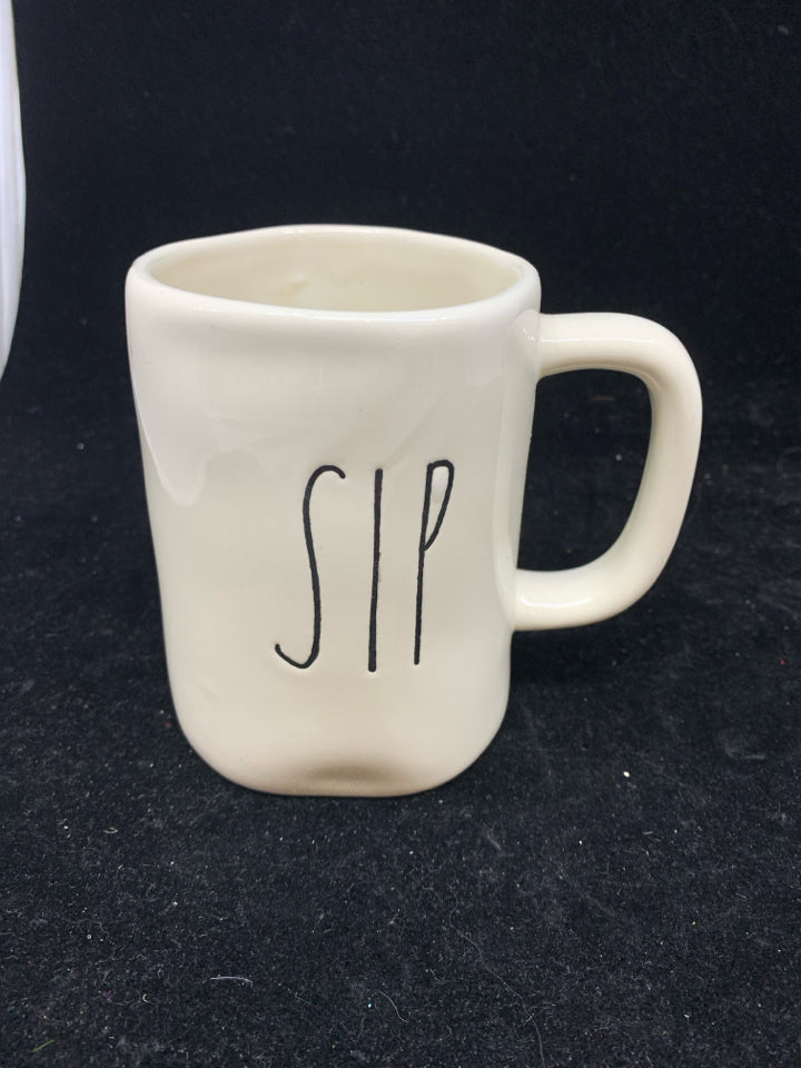RAE DUNN "SIP" MUG.