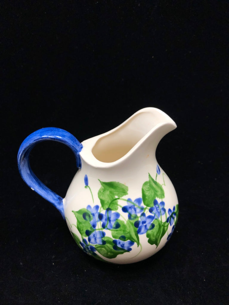 SM BLUE FLORAL PITCHER.