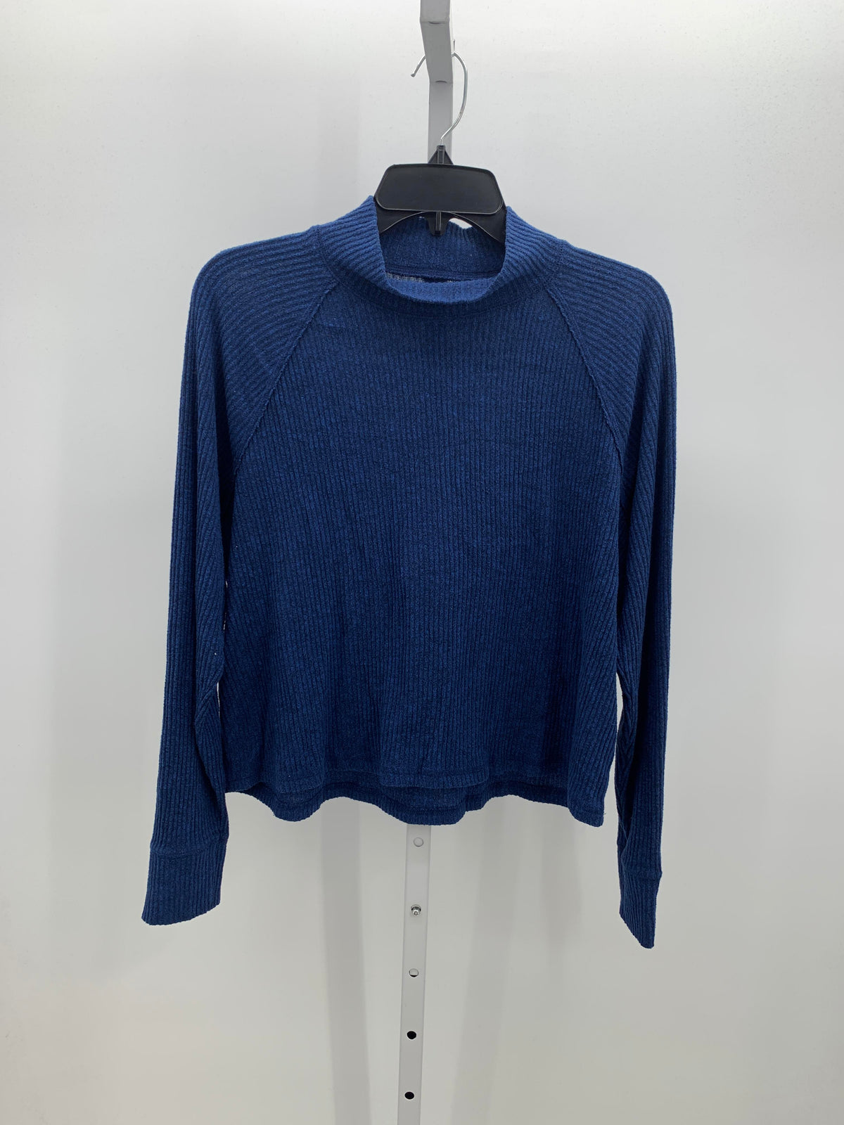 Abercrombie Size Small Juniors Long Sleeve Shirt
