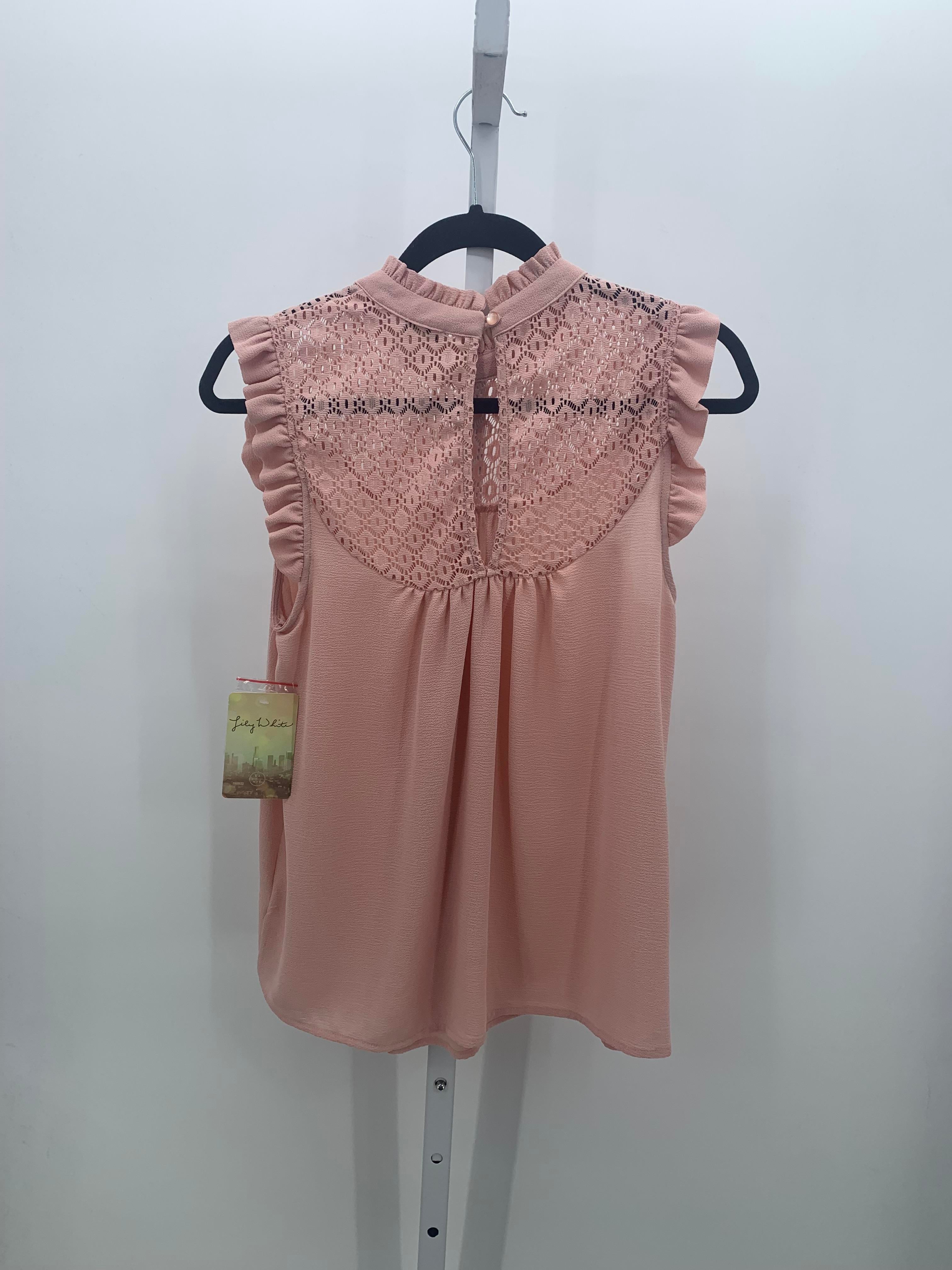Lily White Size Large Misses Sleeveless Shirt
