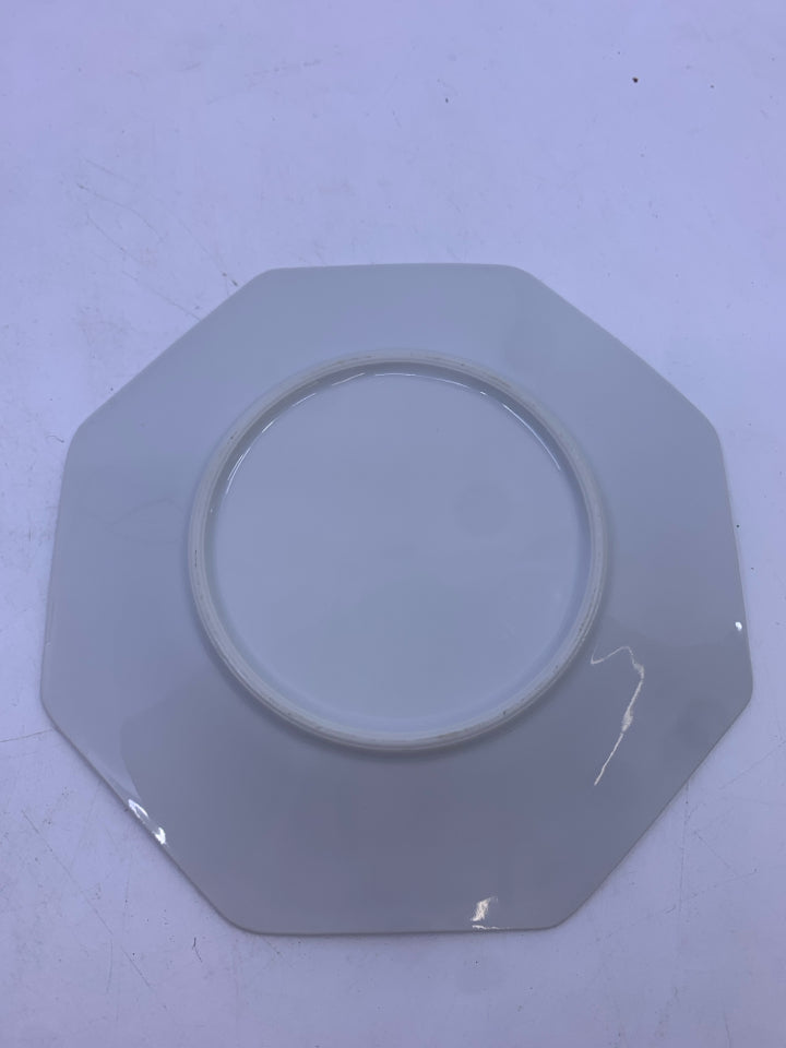 4 BLUE ASIAN STYLE OCTAGON PLATES.