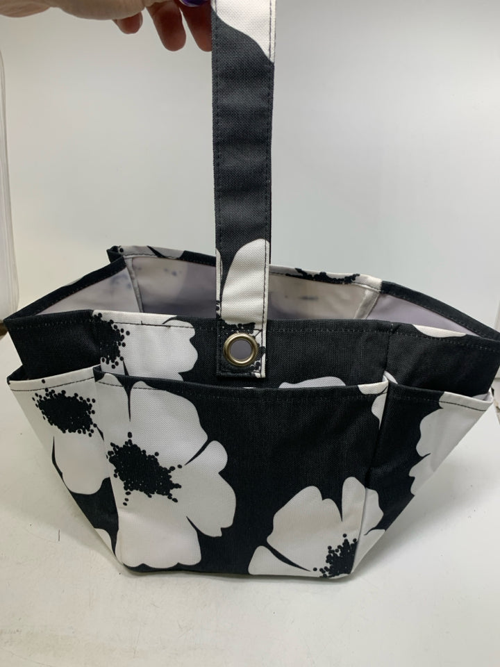 FLORAL MULTI POCKET TOTE BAG.