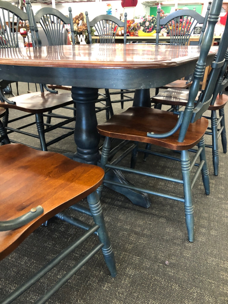 WOOD & SLATE BLUE TABLE W/8 CHAIRS & 2 LEAVES INSIDE.