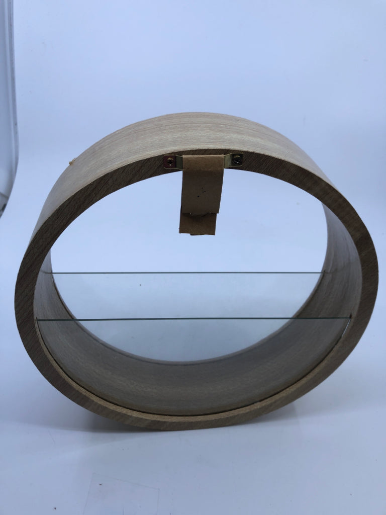 LIGHT WOOD CIRCLE WALL HANGING W/ GLASS PANES.