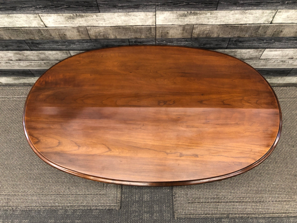 DARK WOOD LOW COFFEE TABLE.