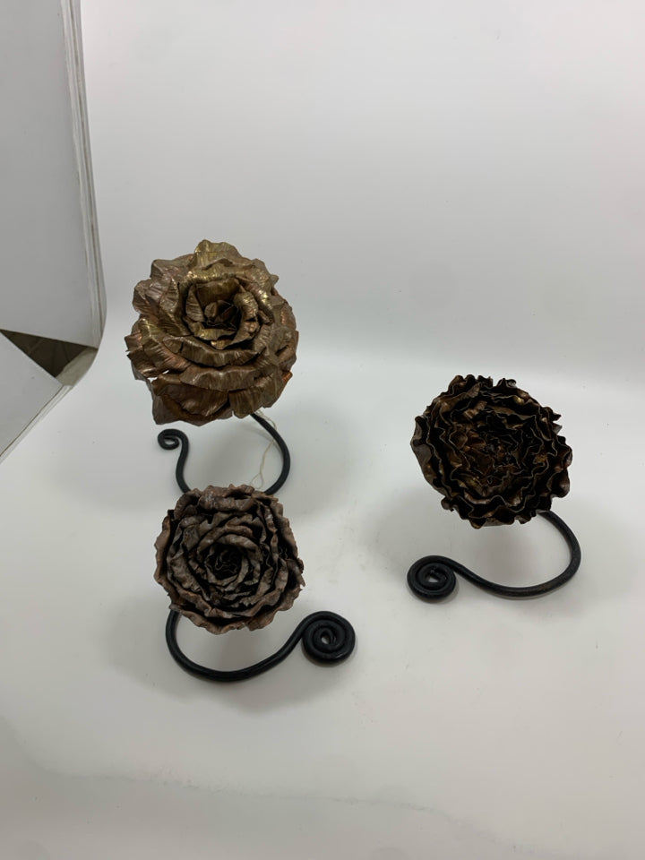 3PC COPPER FLOWER DECOR.