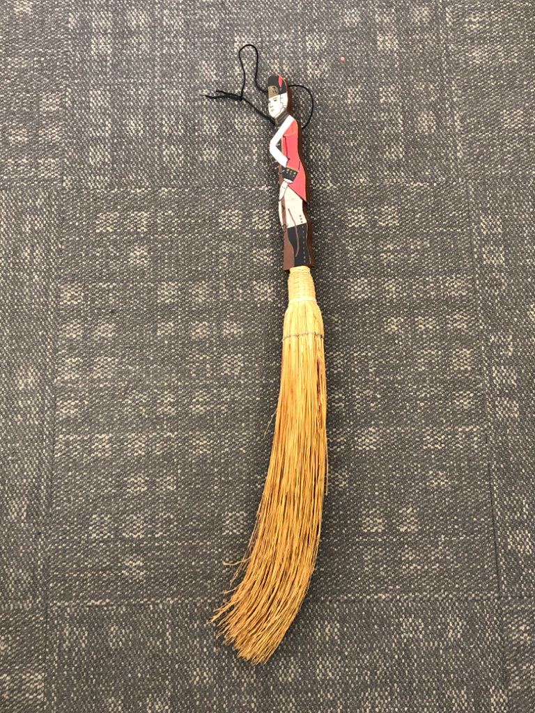 VTG SOLDIER FOLK ART BROOM.