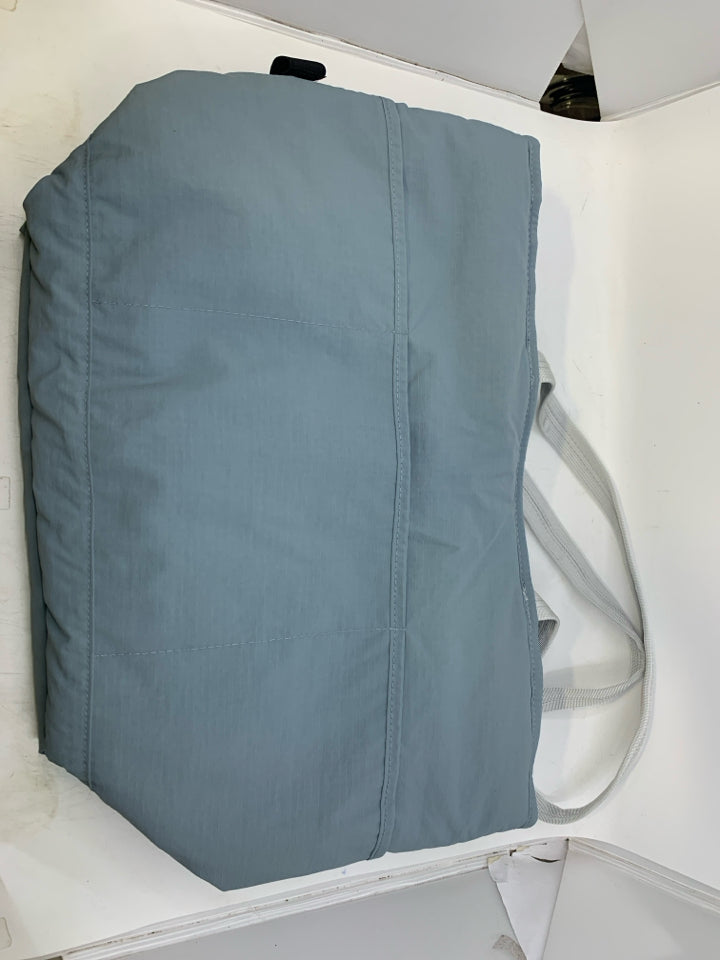 NEW PALE BLUE COOLER BAG W/ GREY HANDLES.