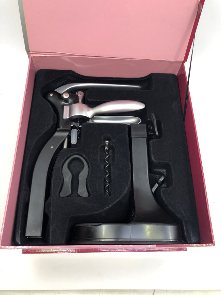 NIB PROFESSIONAL TABLETOP CORKSCREW.