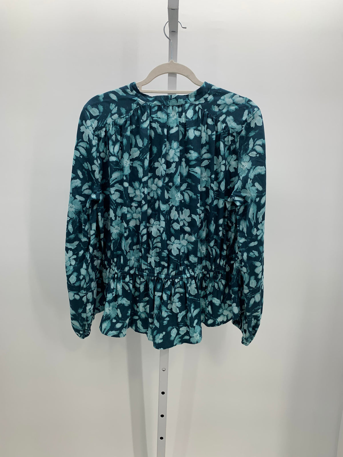 Loft Size 8 Misses Long Sleeve Shirt