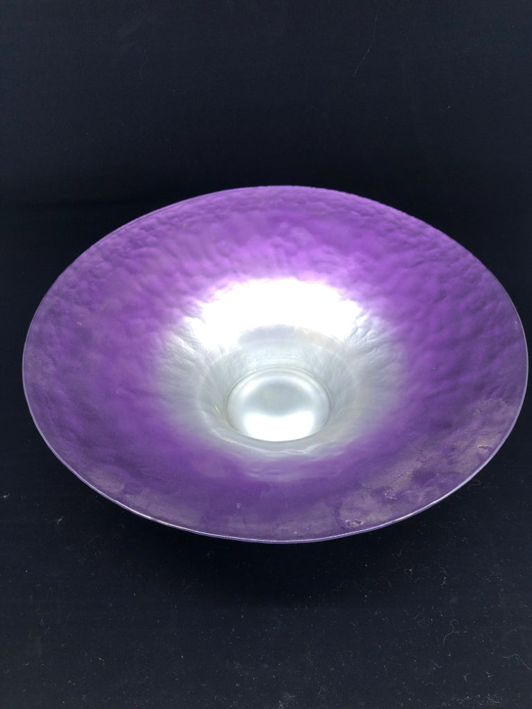 SILVER & PURPLE IRIDESCENT FOOTED BOWL.