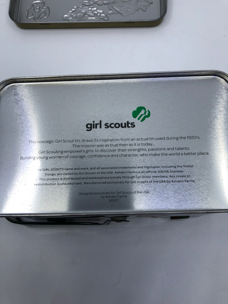 GIRL SCOUT TIN W/ HANDLE.