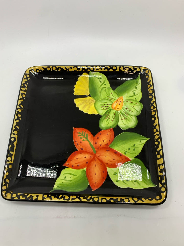 YELLOW/RED FLOWER SQUARE SERVING PLATE.