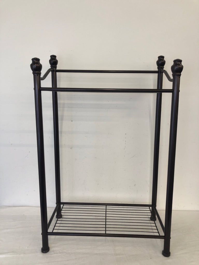 LIGHT WEIGHT BROWN METAL STORAGE RACK.