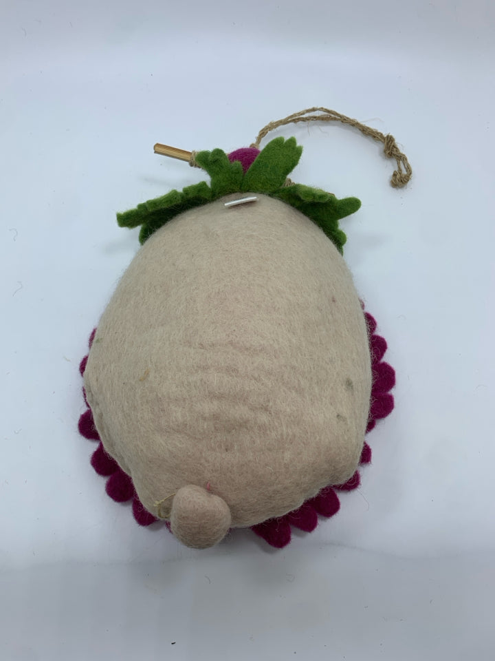 DZI FELT FLOWER BIRD HOUSE.