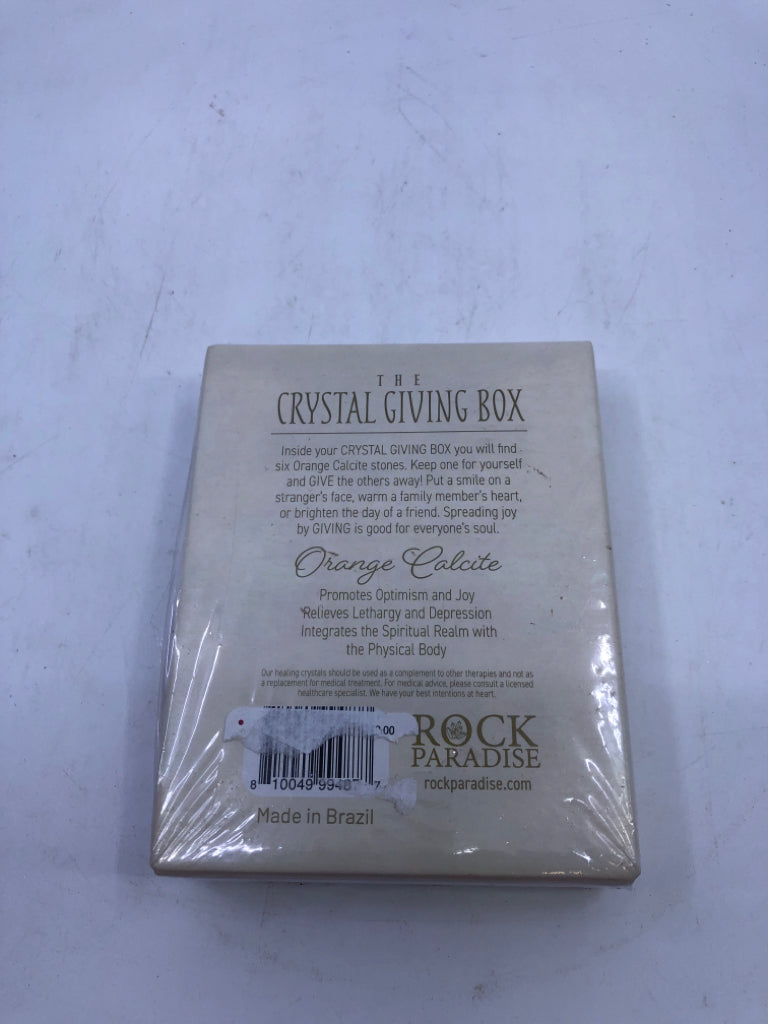 NIB CRYSTAL GIVING BOX.
