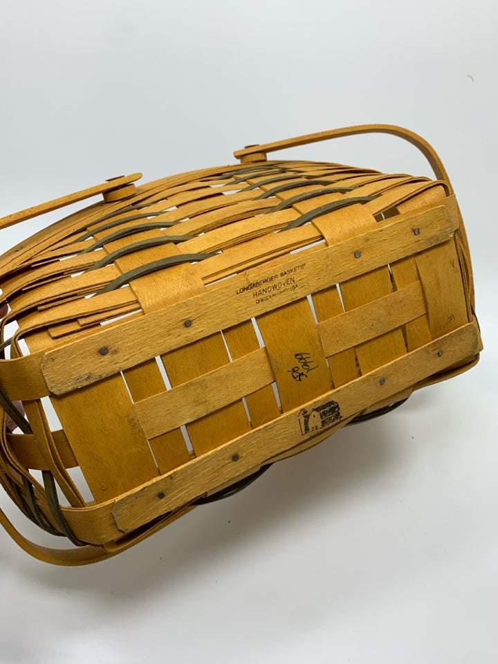 1999 SLANTED BASKET W/2 HANDLES.