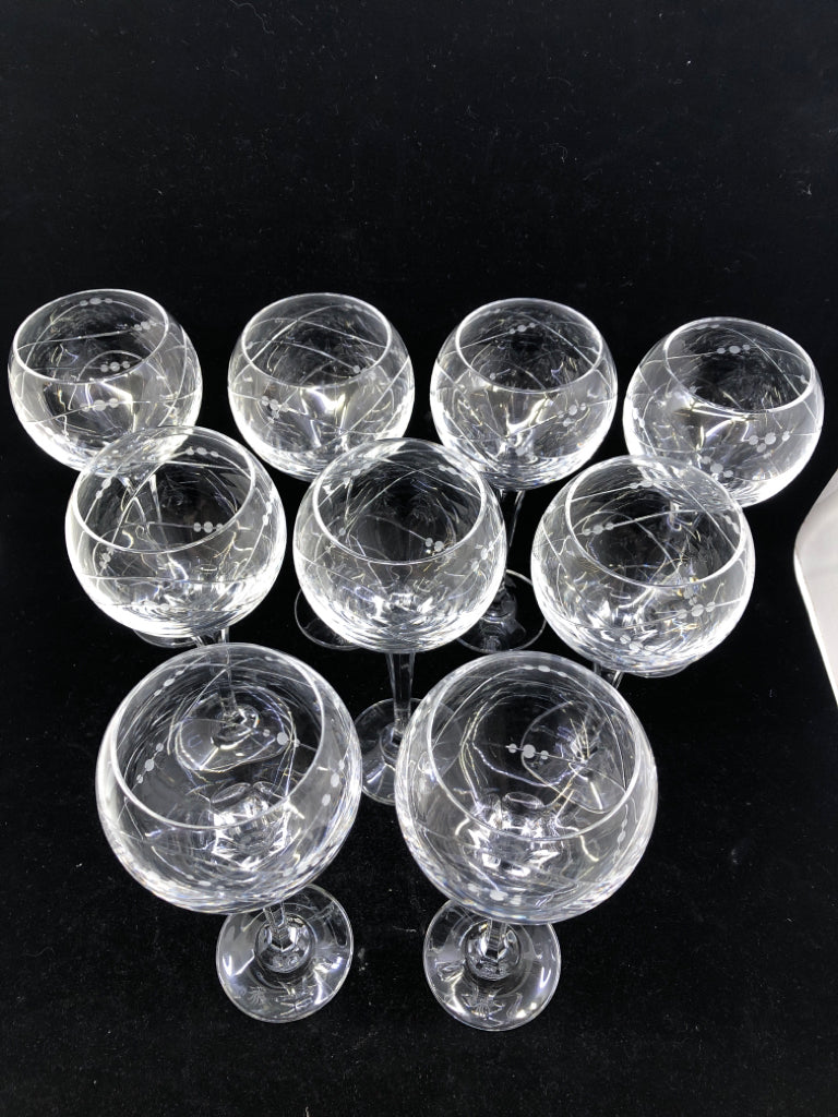 9 CRYSTAL LONG STEM WINE GLASSES W/ ETCHED LINES.