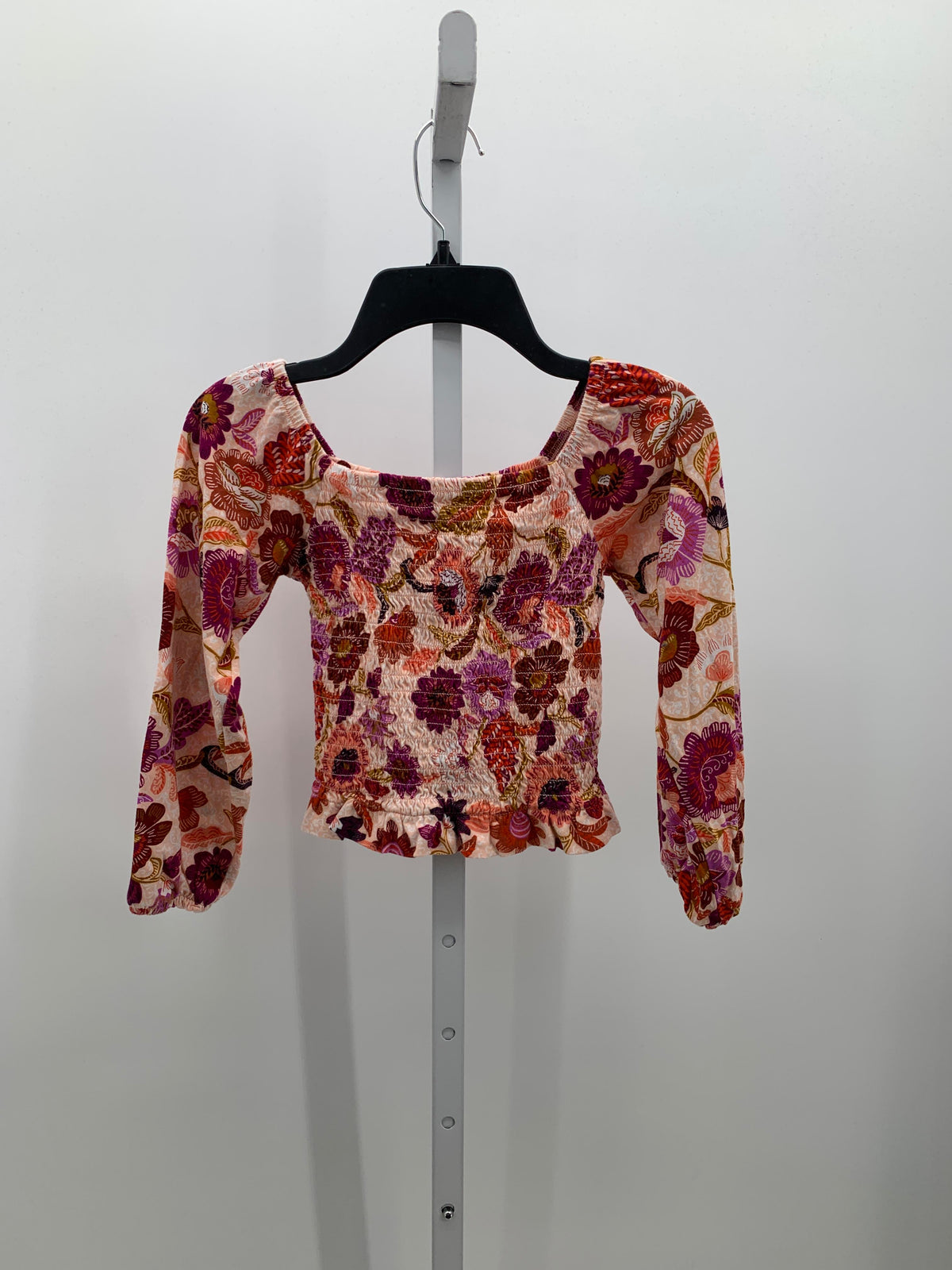 Old Navy Size 6-7 Girls Long Sleeve Shirt