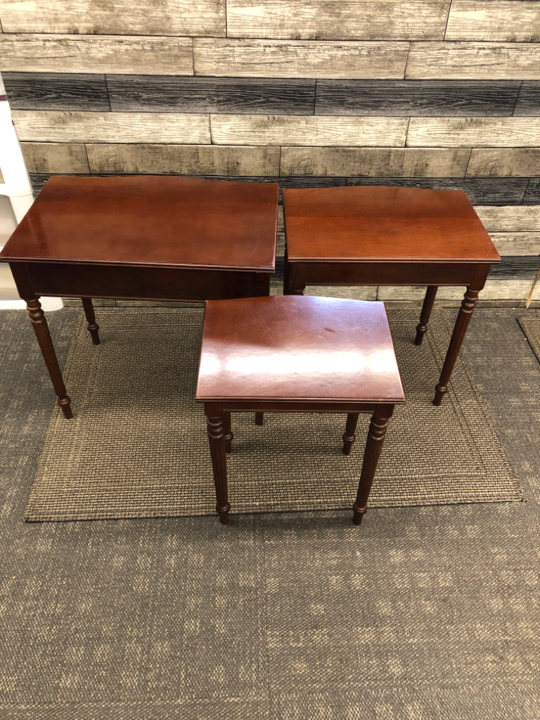 3PC DRK WOOD NESTING END TABLES.