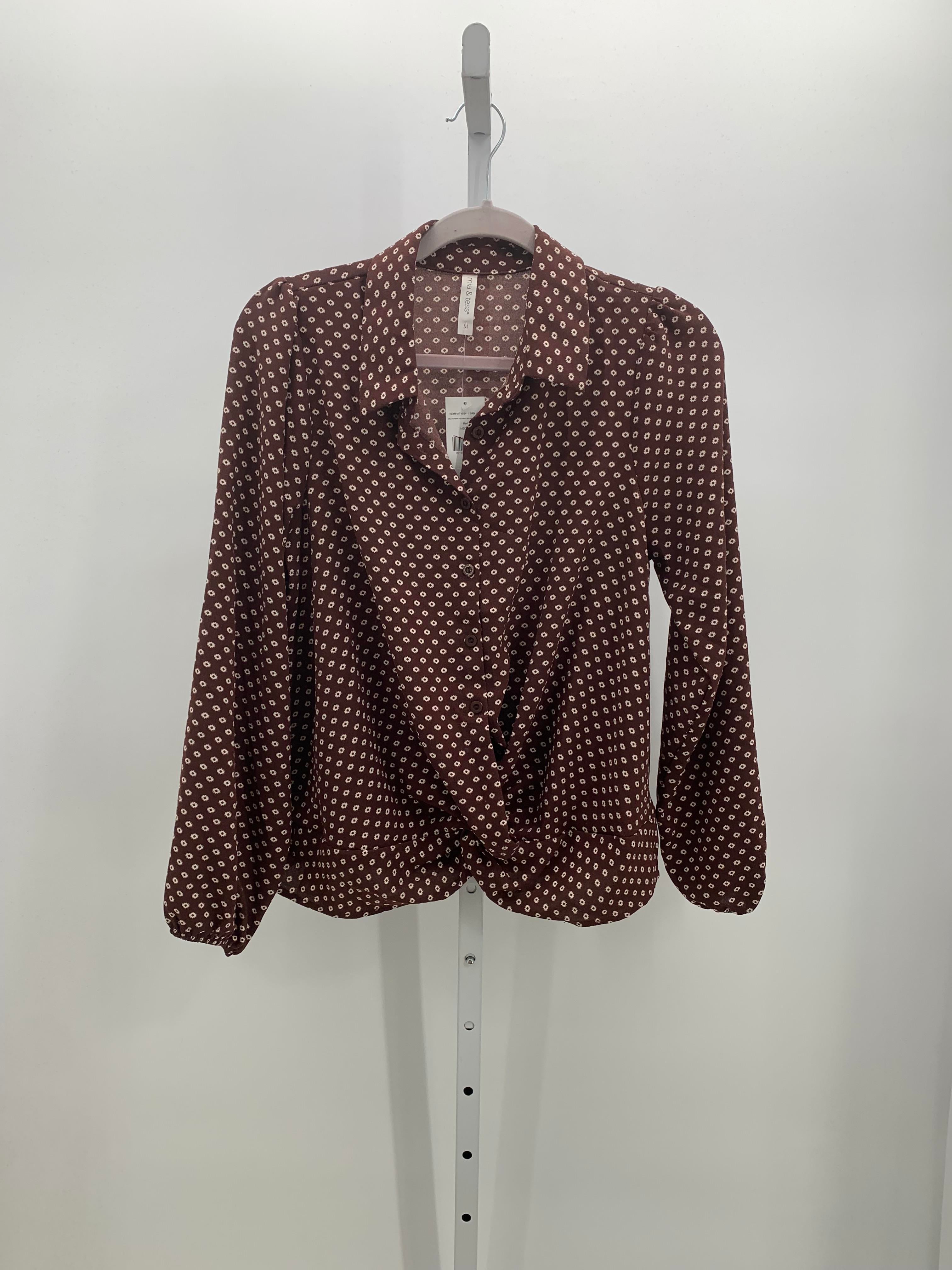 Mia & Tess Size Medium Misses Long Sleeve Shirt