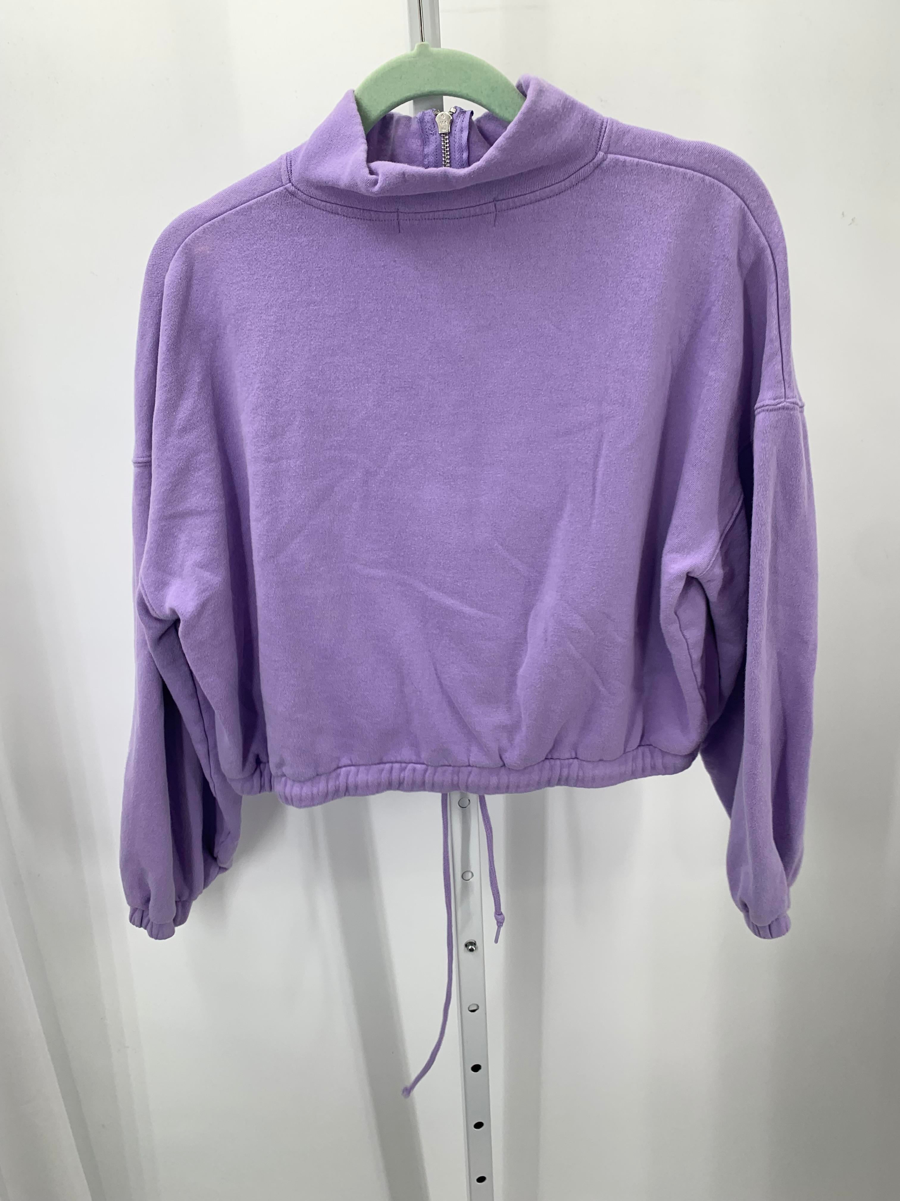 Size Medium Juniors Long Sleeve Shirt