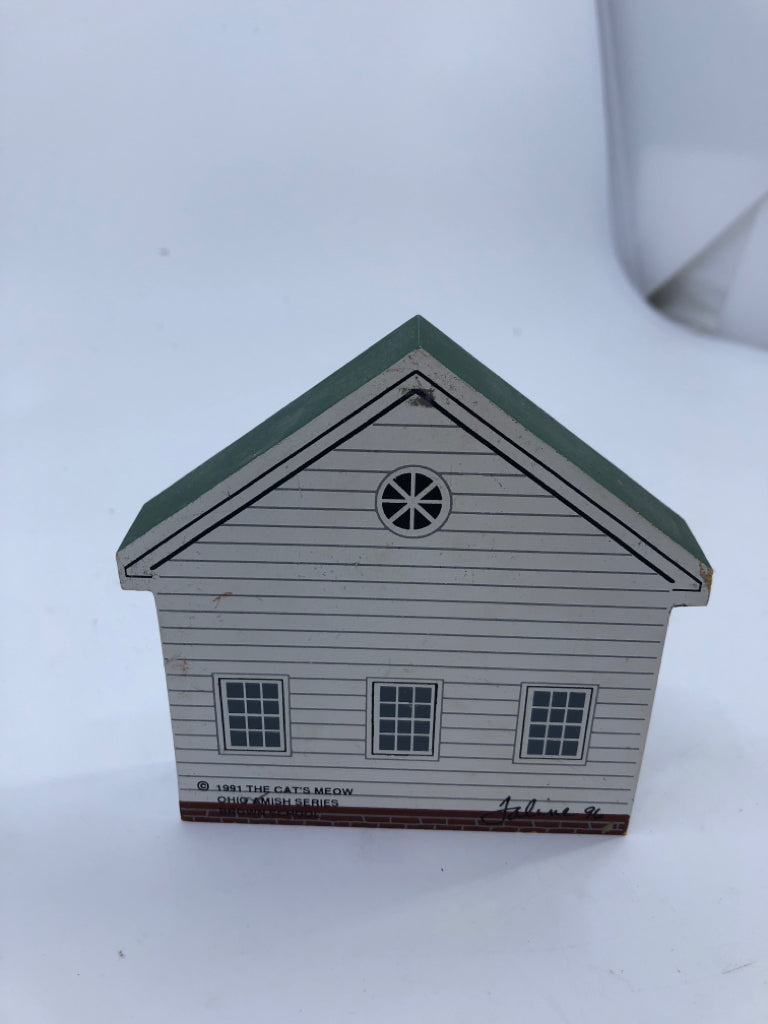 Figurine