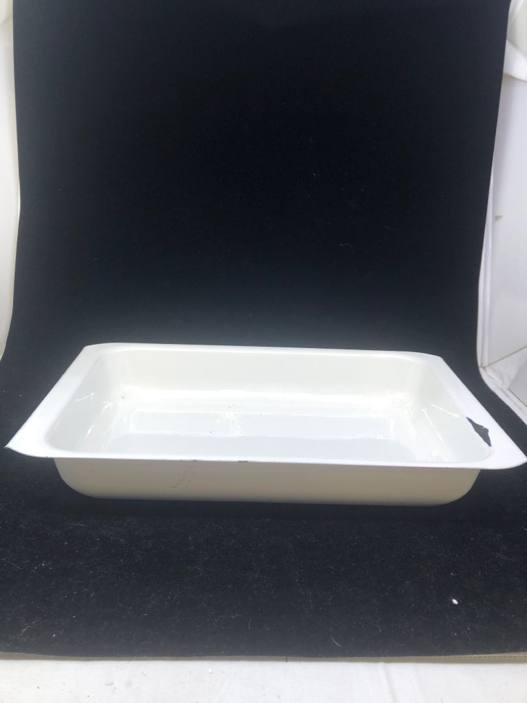 WHITE ENAMEL BAKING PAN.