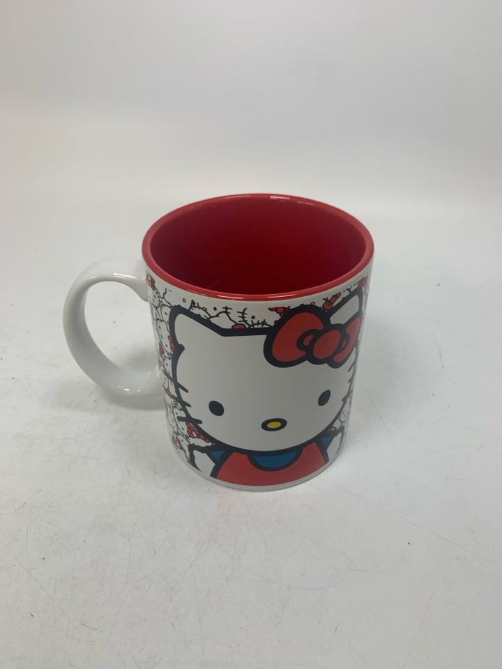 LARGE HELLO KITTY MUG.