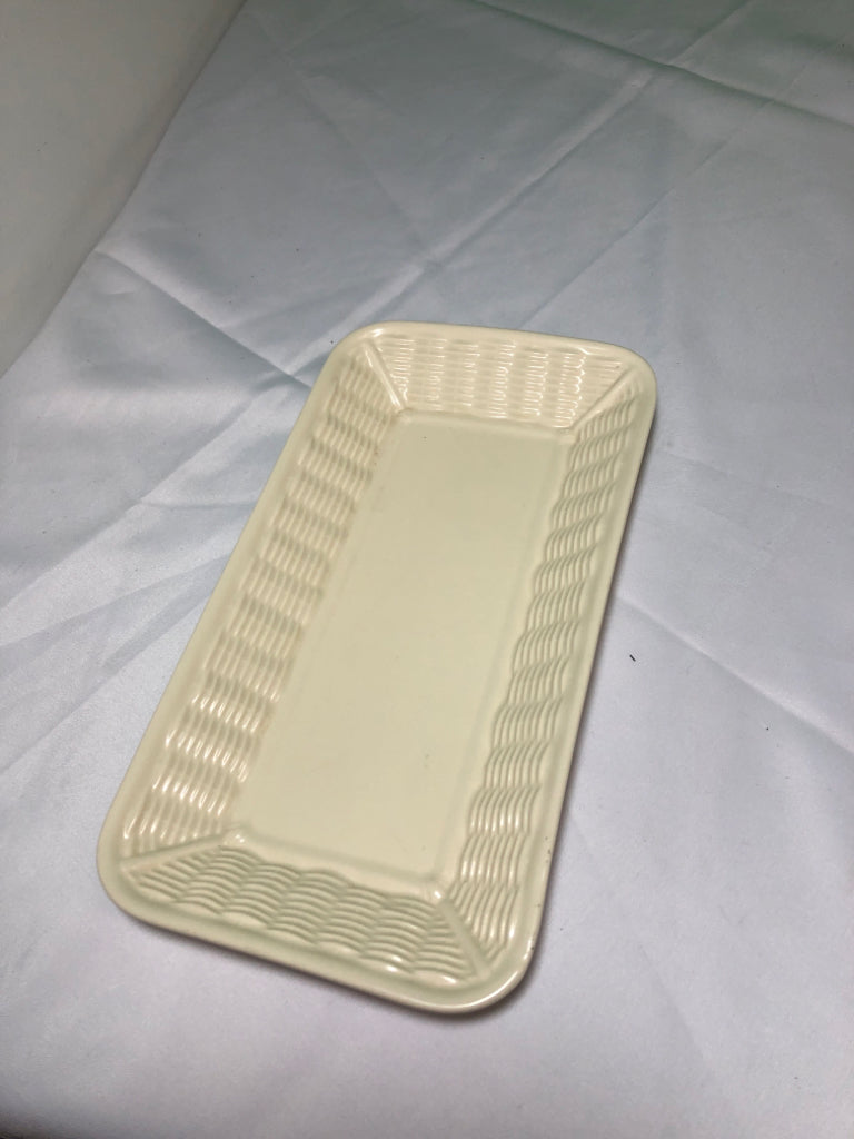 WHITE BRAIDED PFALTZGRAFF RECTANGLE TRAY.