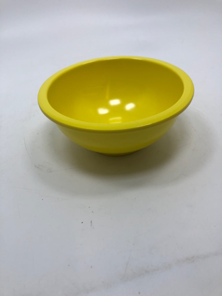 6PC COLORFUL MELAMINE NESTING BOWLS.