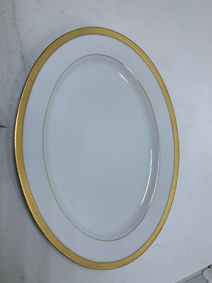 VTG OVAL QUEEN'S GOLD OVAL SERVING PLATTER.