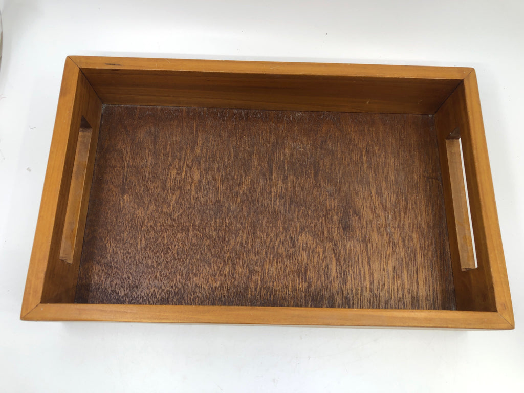 WOOD RECTANGLE TRAY W/ HANDLES.