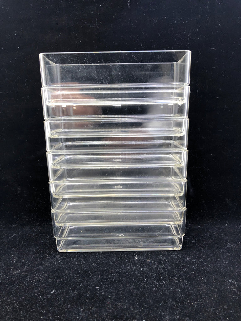 6 CLEAR RECTANGLE STACKING TRAYS.