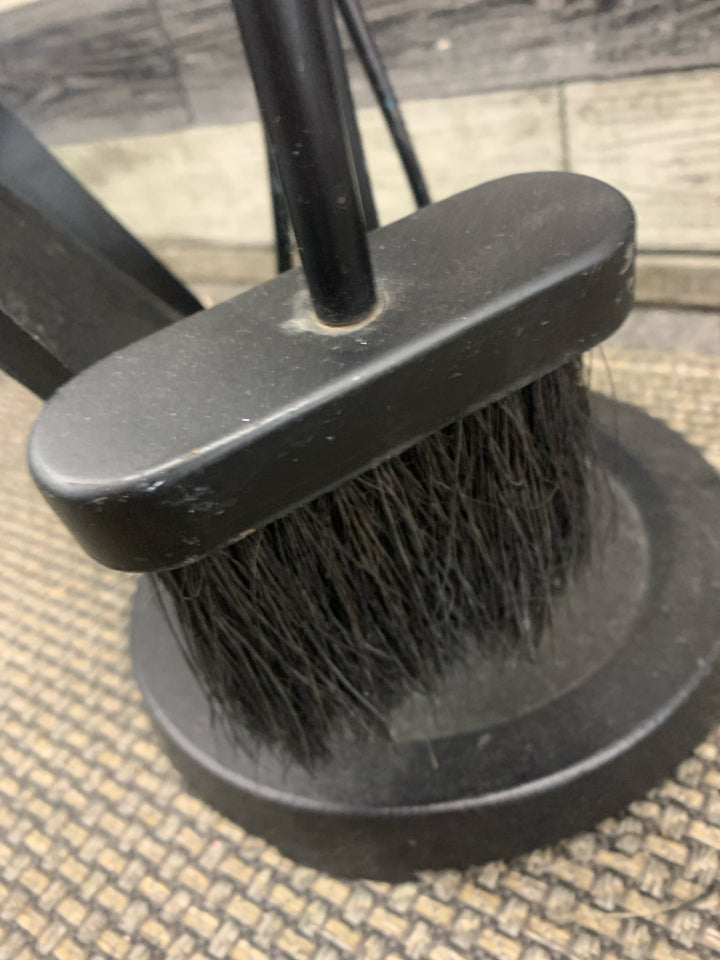 BLACK METAL FIREPLACE TOOLS.