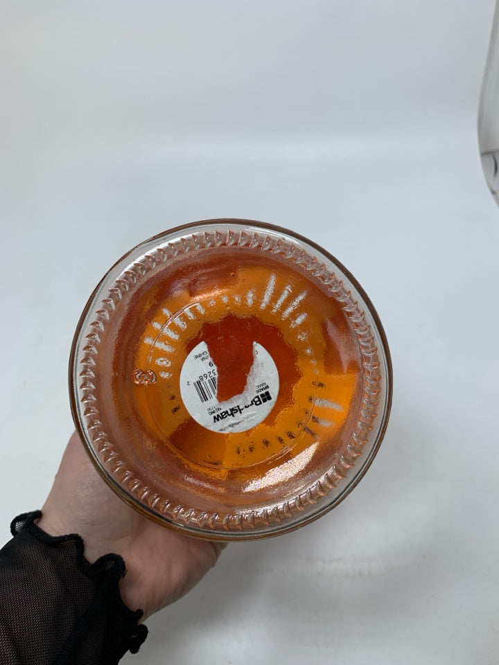 PLASTIC/GLASS CITRUS JUICER.
