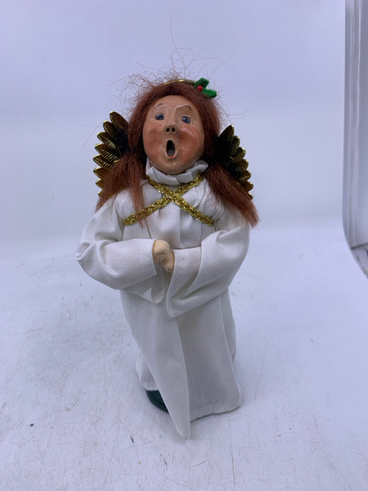 RED HAIRED GIRL ANGEL CAROLER 1987 BYERS' CHOICE.