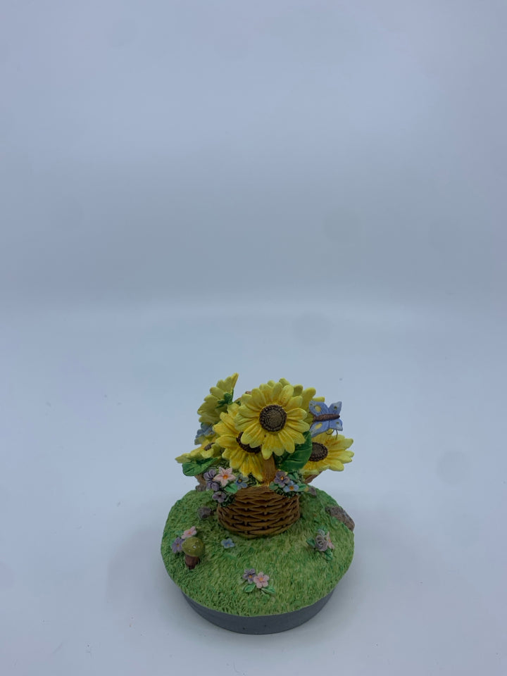 SUNFLOWERS IN BASKET CANDLE TOPPER.