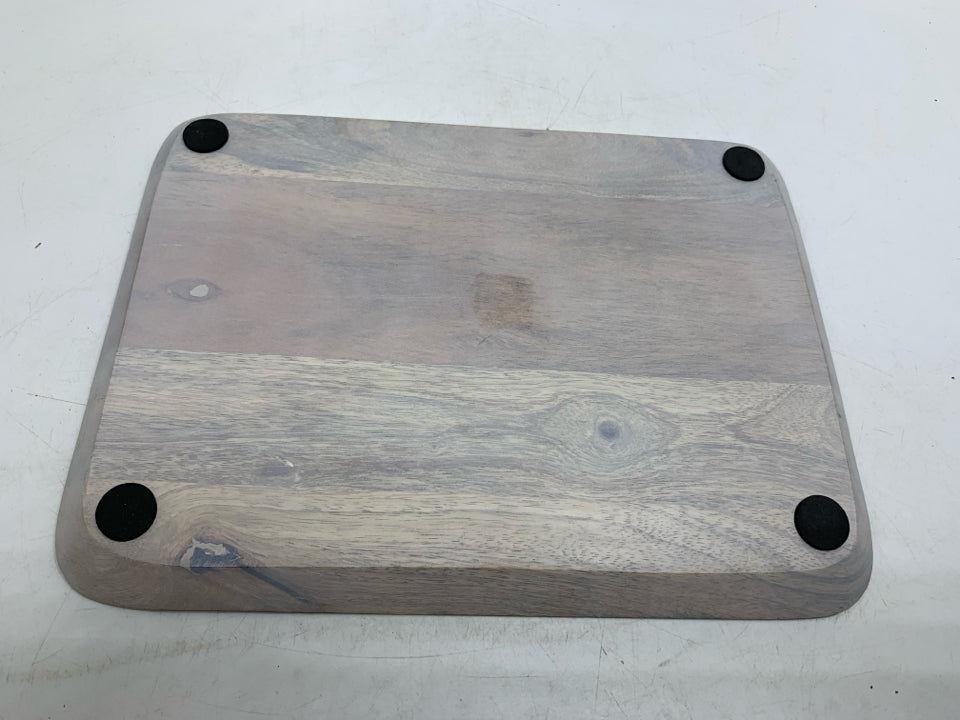 TWO TONED WOOD TRAY W/ LIP.