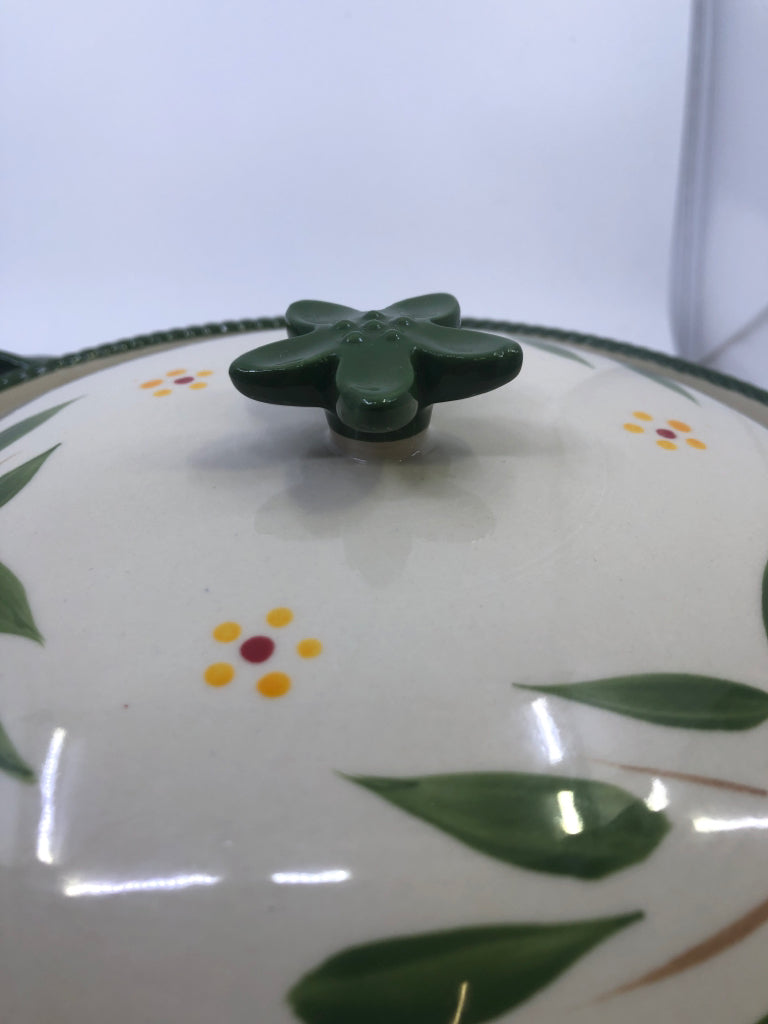 LARGE GREEN TEMPTAIONS BAKING DISH W LID.
