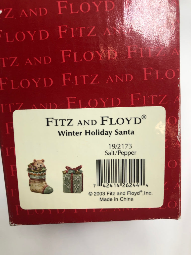 NIB WINTER HOLIDAY STOCKING/PRESENT S+P SHAKERS.