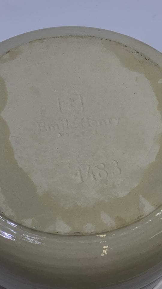 EMILE HENRY STONEWARE BEAN POT W/LID.