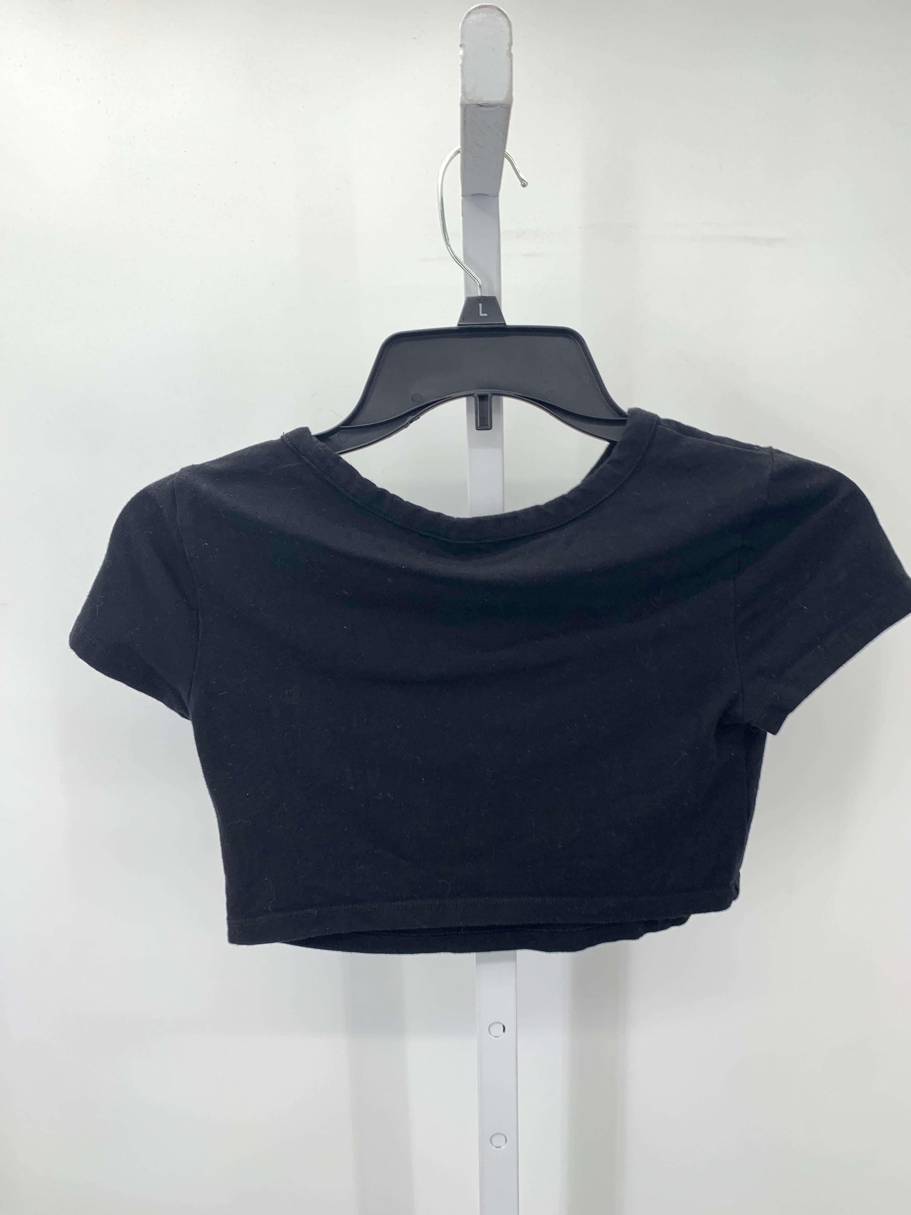 Divided Size Small Juniors Short Sleeve Shirt