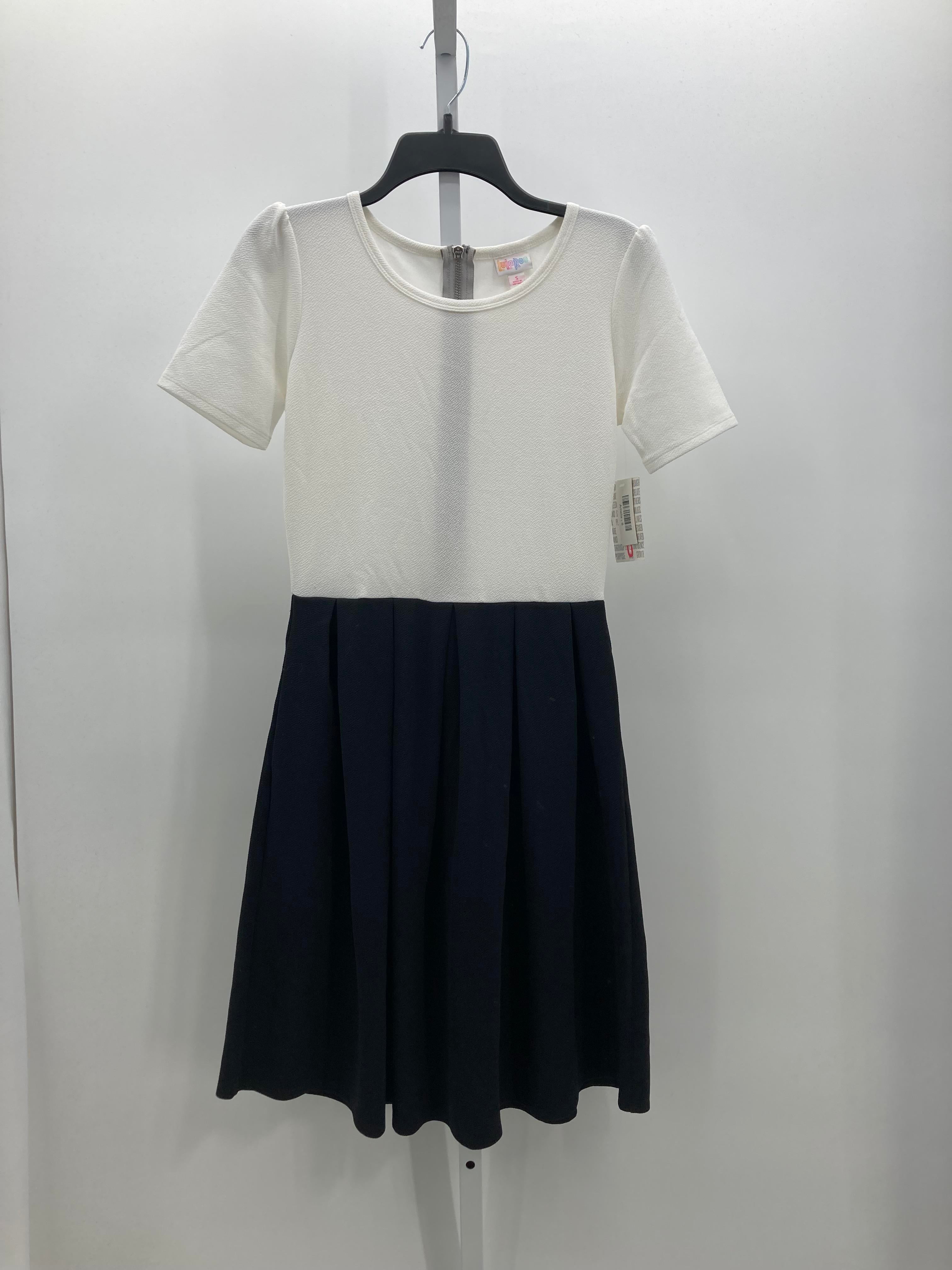 Lularoe Size Small Misses Short Sleeve Dress