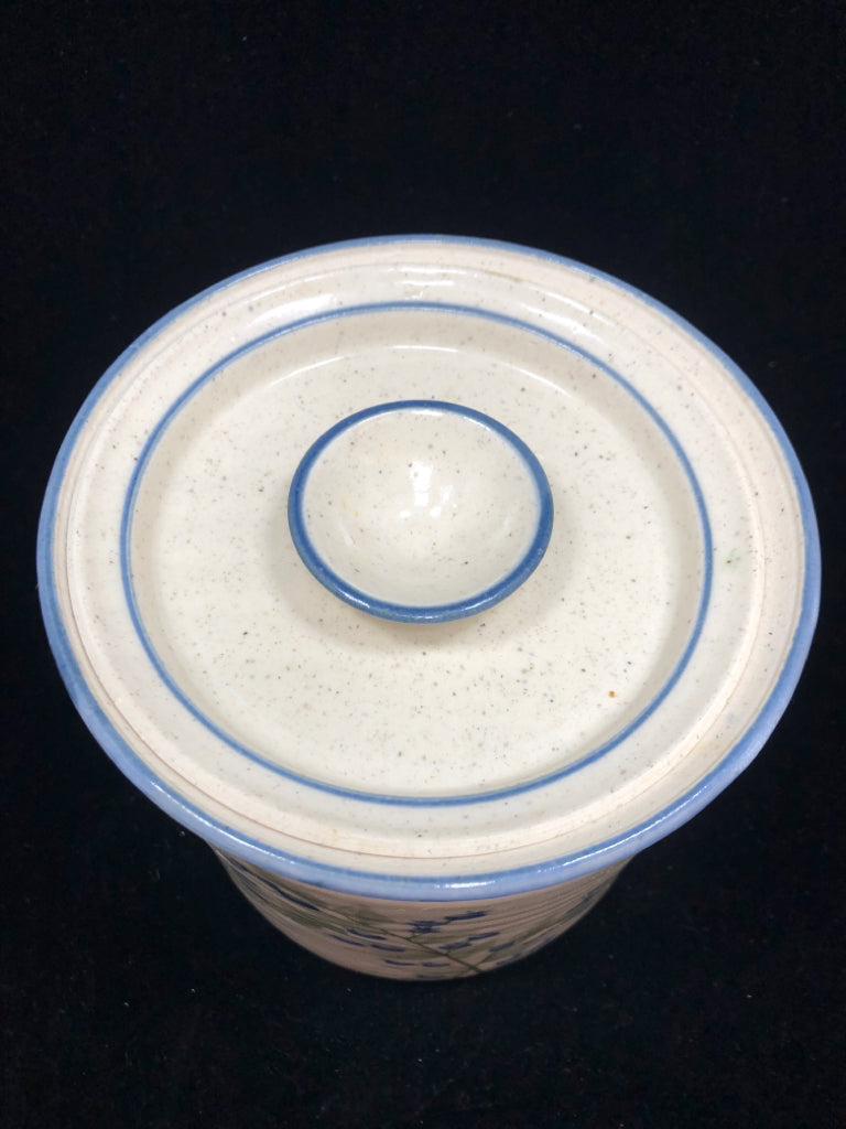 BLUEBERRY PAINTED STONEWARE CANISTER W/LID.