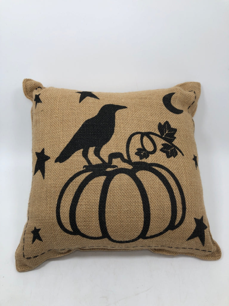 PRIMITIVE BURLAP CROW PILLOW.